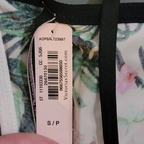 Victoria's Secret Women Smooth Paradise Orchid V-Hardware V-String Panty… - Picture 13 of 13